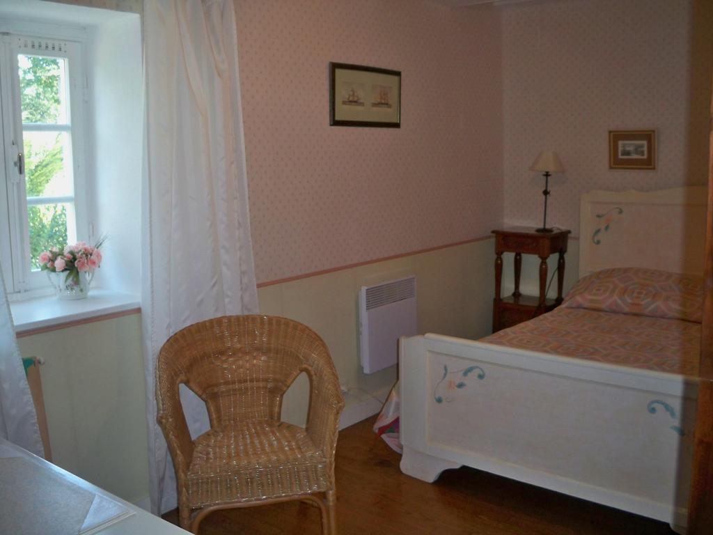 Gite De La Caminais Pleurtuit Zimmer foto